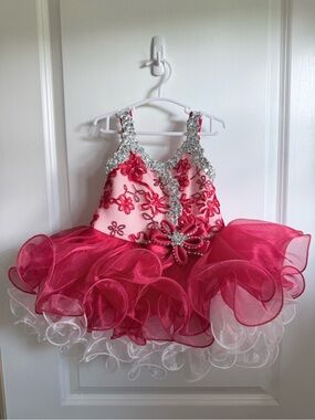 Toddler Red and White Pageant Dress 18-24 months ✨💄